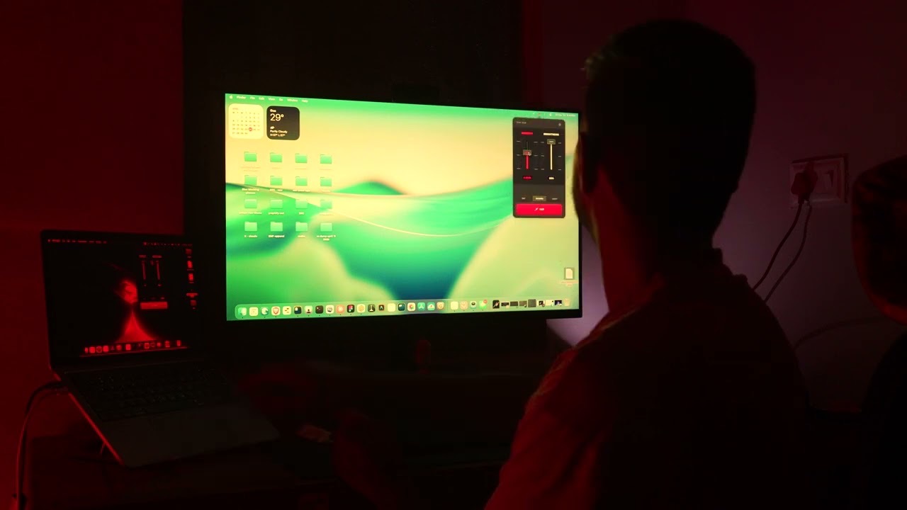 Tap Zap running on a Mac — external monitor and laptop tinted red